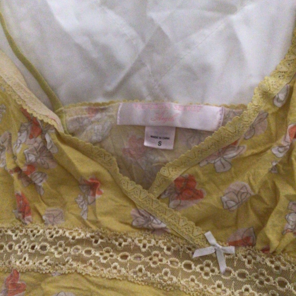 Victoria’s Secret Angels babydoll chemise